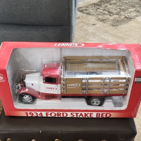Lenox Red 1934 Ford Stake Bed Model - Picture 8 of 8
